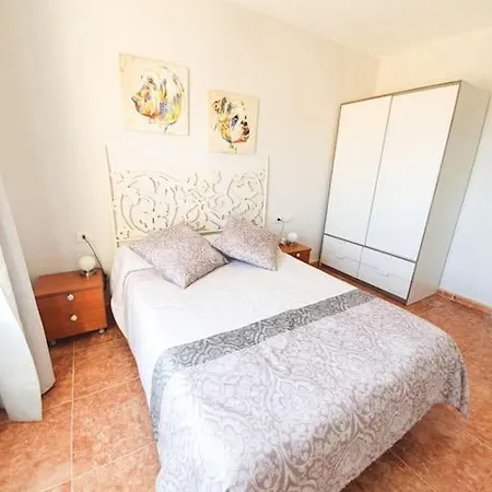 Piscina & Wifi. Sunny Apartement, Swimming Pool. Caleta De Fuste