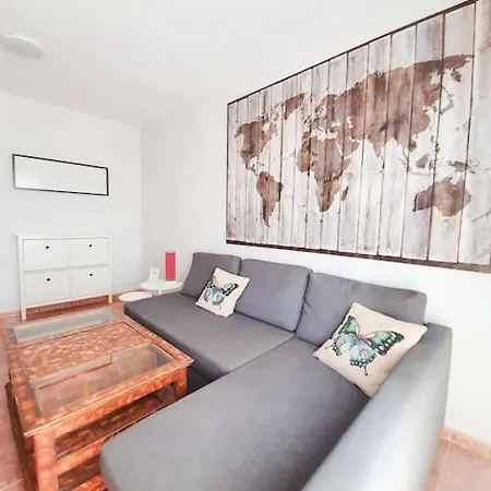 Piscina & Wifi. Sunny Apartement, Swimming Pool. * Caleta De Fuste