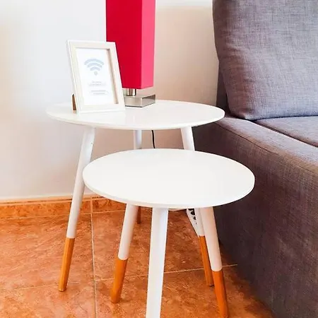 Appartamento Piscina & Wifi. Sunny Apartement, Swimming Pool.