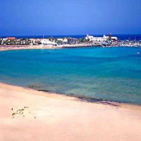 Piscina & Wifi. Sunny Apartement, Swimming Pool.