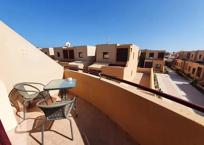 Piscina & Wifi. Sunny Apartement, Swimming Pool. * Caleta De Fuste