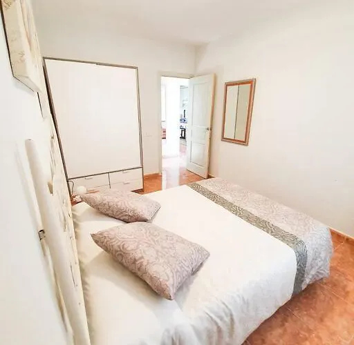 Apartament Piscina & Wifi. Sunny Apartement, Swimming Pool. *