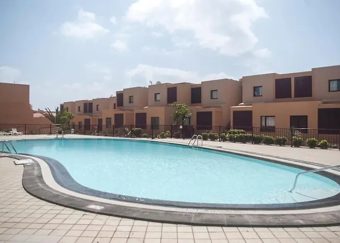 Piscina & Wifi. Sunny Apartement, Swimming Pool. Apartmán *