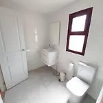 Piscina & Wifi. Sunny Apartement, Swimming Pool. Apartament *