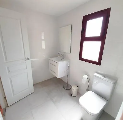 Piscina & Wifi. Sunny Apartement, Swimming Pool. Apartament *